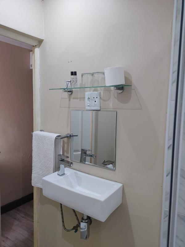 Prime Hotel - image 15