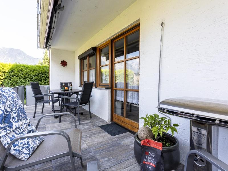 Apartment with Terrace image 3