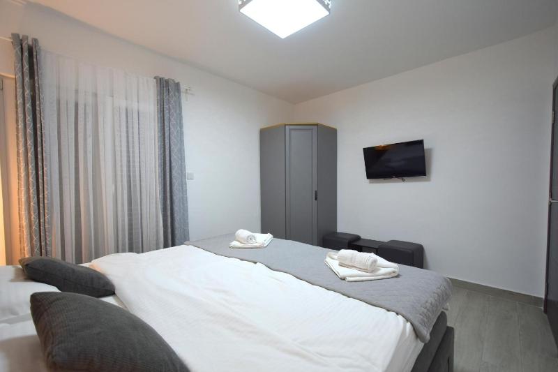 Four-Bedroom Villa image 4