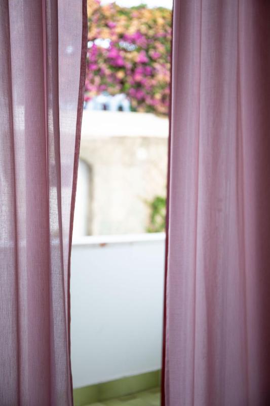 Standard Single Room image 4