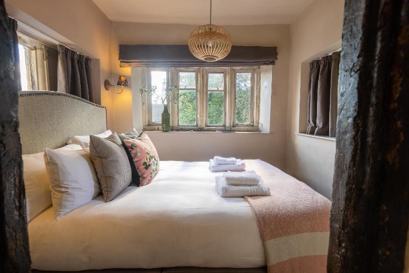 Budget Double Room image 1