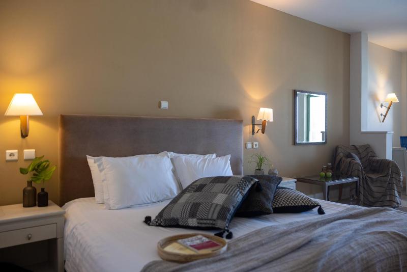 Junior Suite - Sea Front image 4