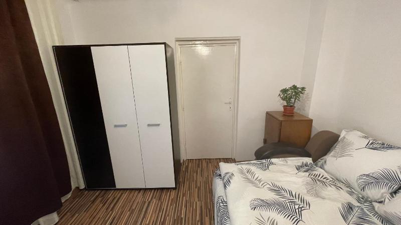 Apartament in Centrul Brașovului - image 5