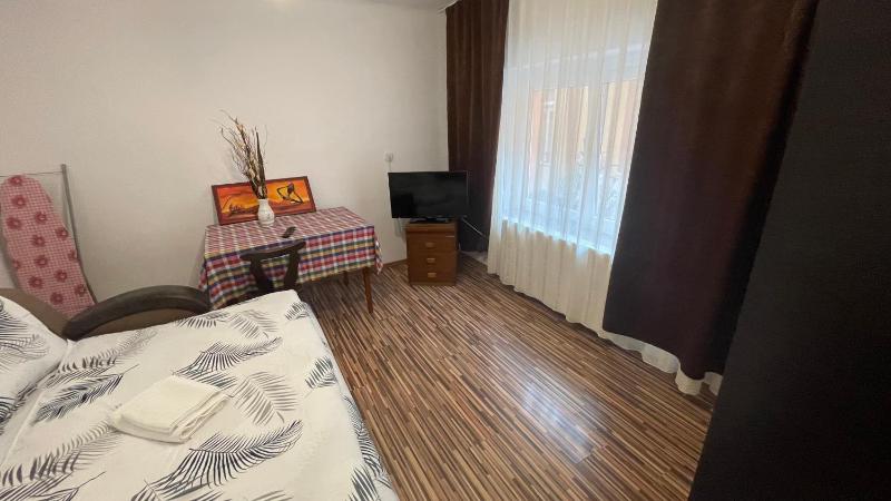Apartament in Centrul Brașovului - image 12