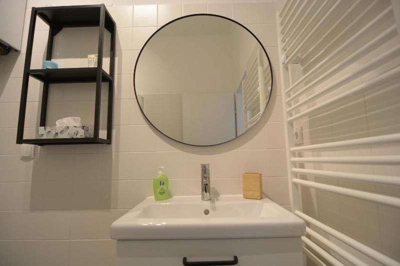 New Luxus Studio - 10min Centre - Markus apartment - image 9