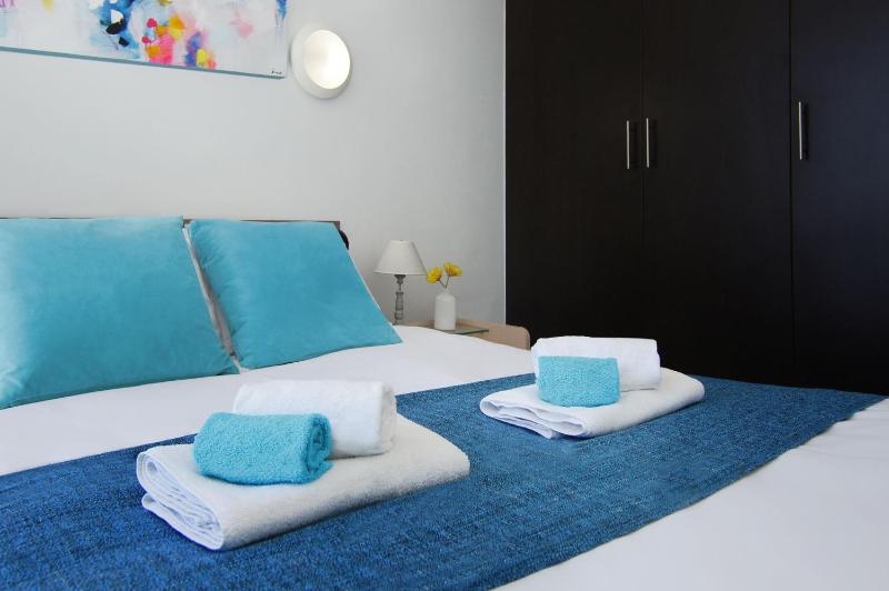 Niovi - Coralli Beachfront Apartment - image 15