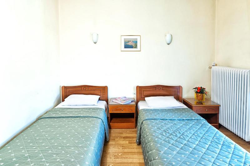Double Room image 1