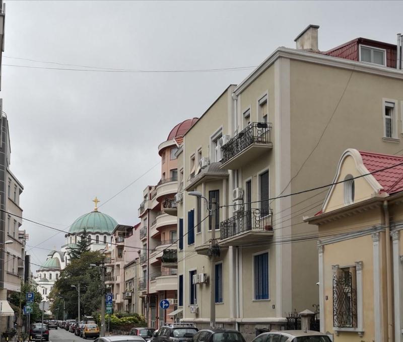 Bibi's apartment - image 12