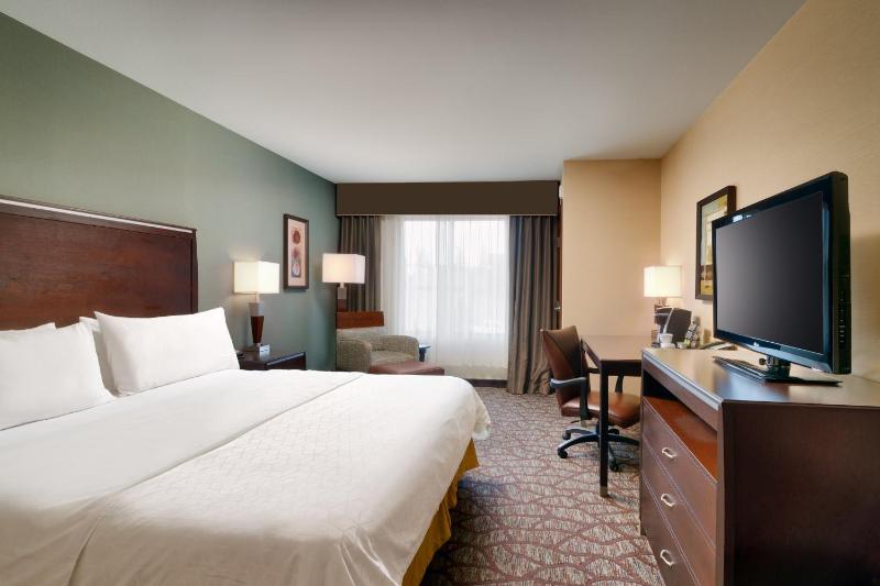 Standard King Room - Non-Smoking  image 2