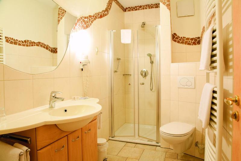 Suite image 2
