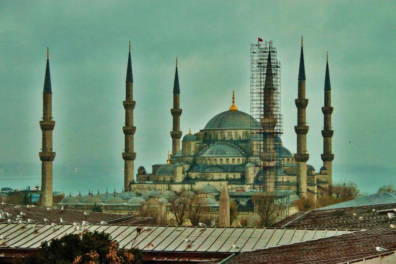 Standard Double Room image 2