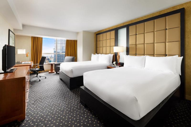 Standard Room with Two Double Beds image 3