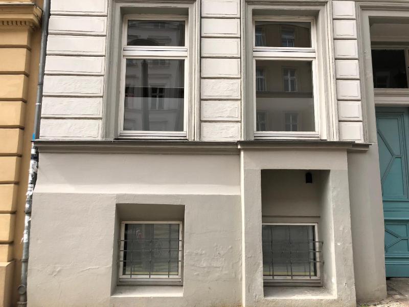 TOP SPOT MITTE . THE PLACE TO BE ! - image 11