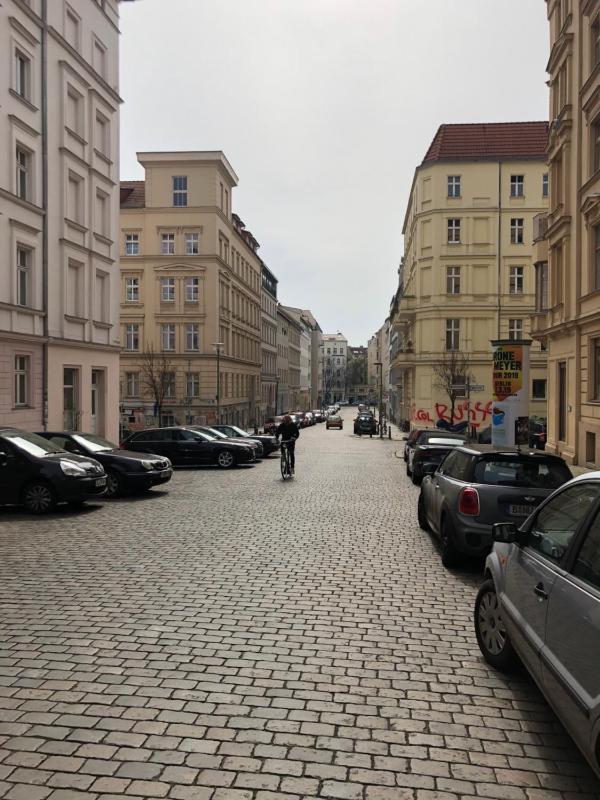 TOP SPOT MITTE . THE PLACE TO BE ! - image 9