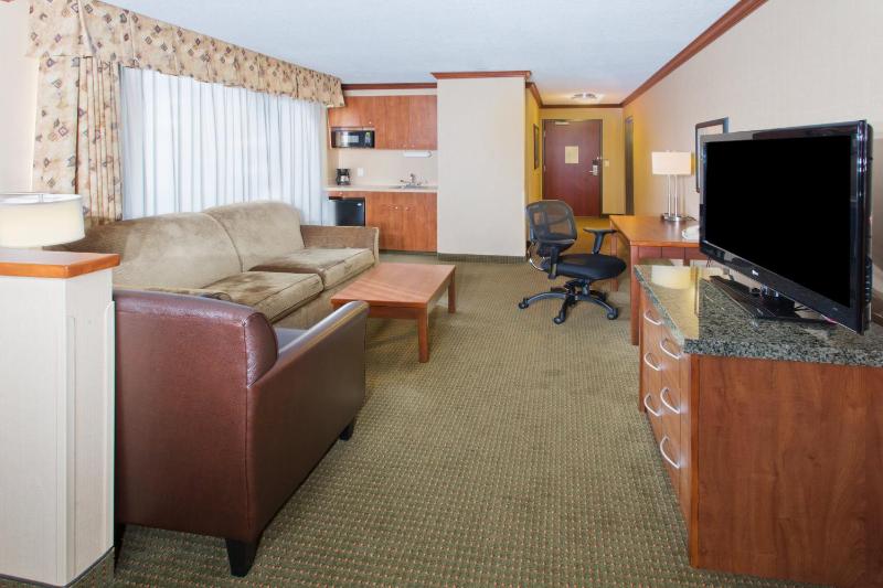 Holiday Inn Express Hotel & Suites Portland-Northwest Downtown By IHG - image 18