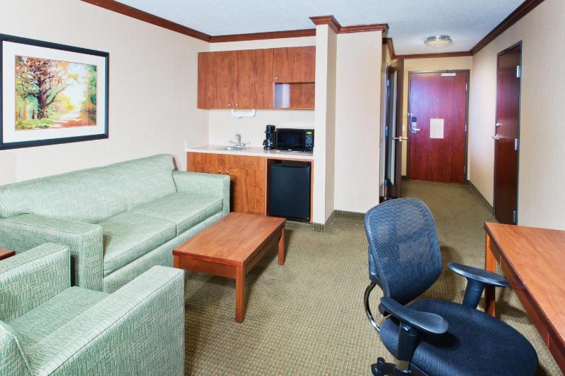 Holiday Inn Express Hotel & Suites Portland-Northwest Downtown By IHG - image 17