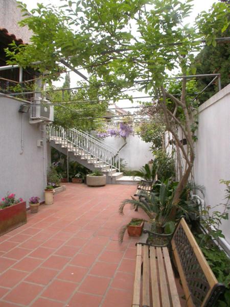 Quadruple Room with Private Bathroom image 1