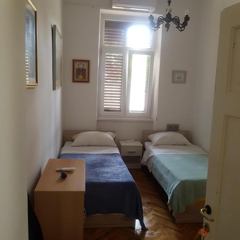 Villa Tiha - image 12
