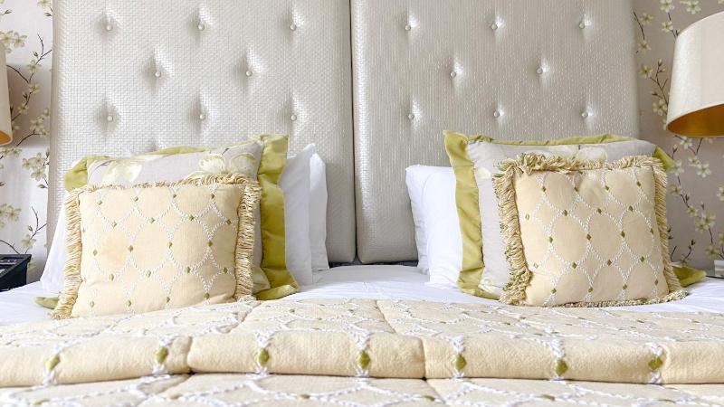 Luxury Double Room image 3