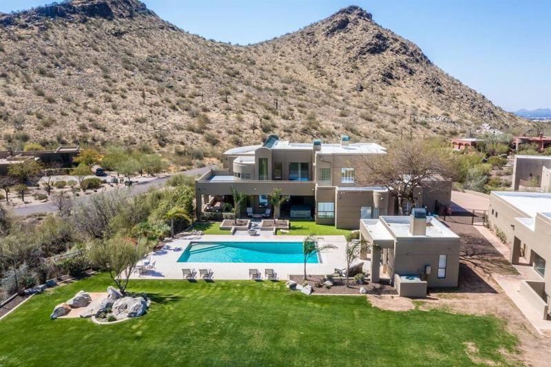 Foothills Home - image 34