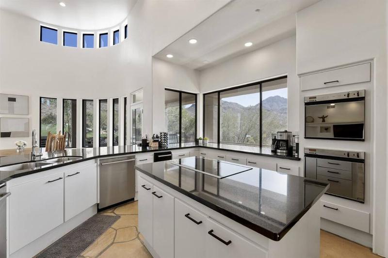 Foothills Home - image 4