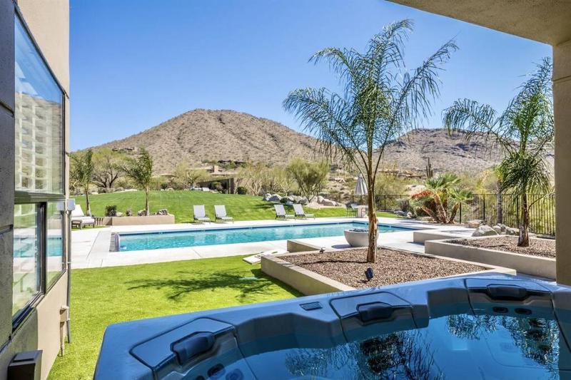 Foothills Home - image 14