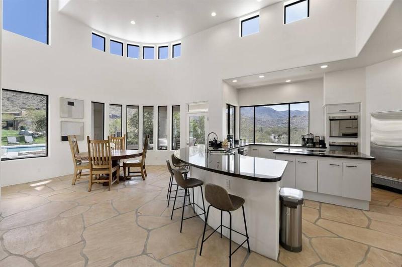 Foothills Home - image 7