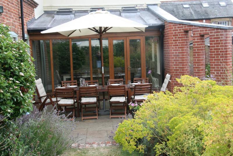 Holly Lodge - image 5