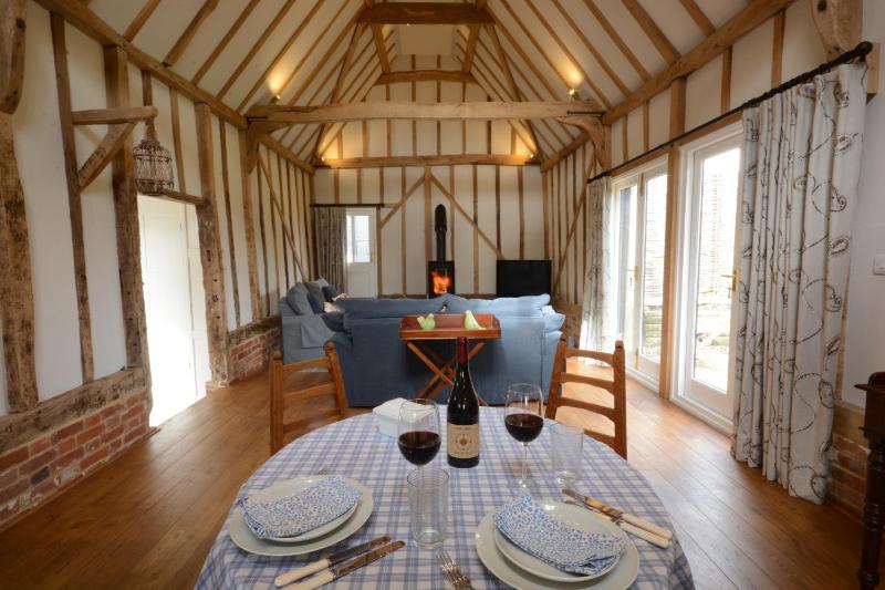 Bird Cottage Burgh - image 1