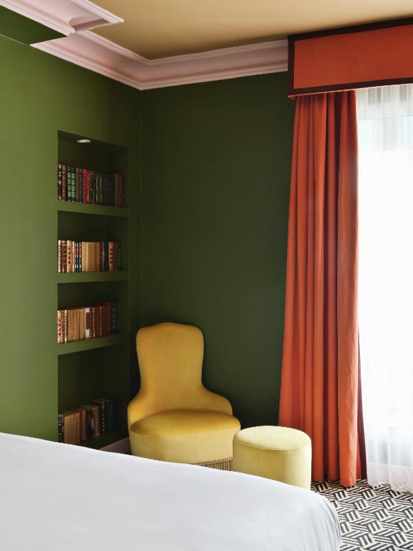 Standard Single Room image 3