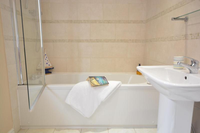 Gosfield Cottage Aldeburgh - image 12