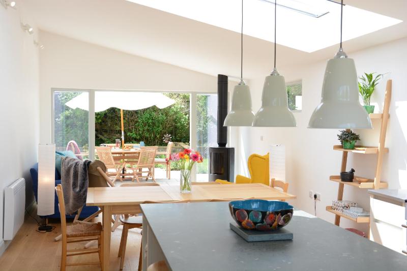2 Pink Cottages Aldeburgh - image 1