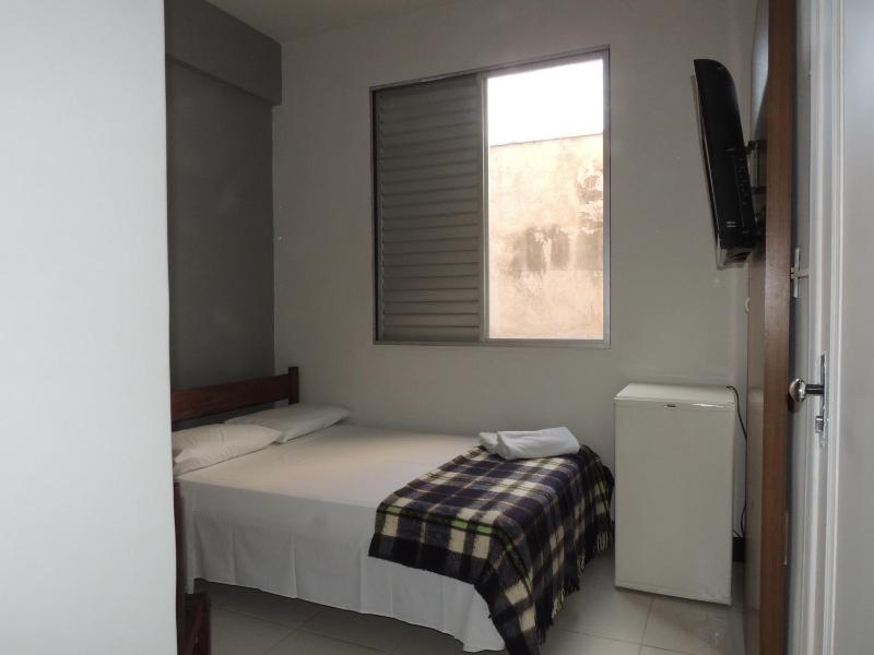 Hotel Economy 888 - Próximo a Praça da Estação e Rodoviária - image 45