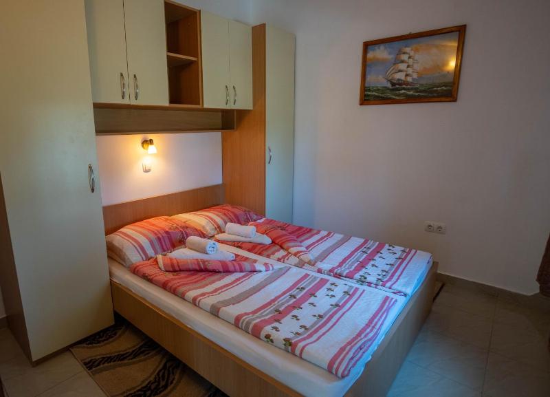 Apartment with Sea View image 2