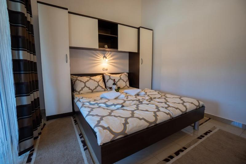 Apartment with Sea View image 3