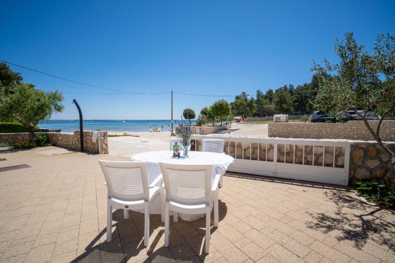 Apartment with Sea View image 2