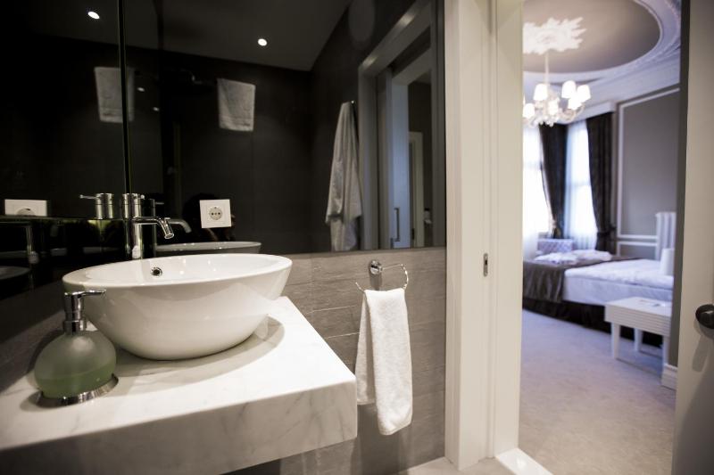 Triada Hotel Taksim - Special Category - image 14