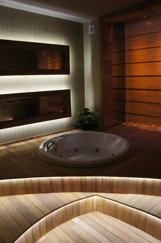 Deluxe Double Room with Spa Bath - Annex image 2