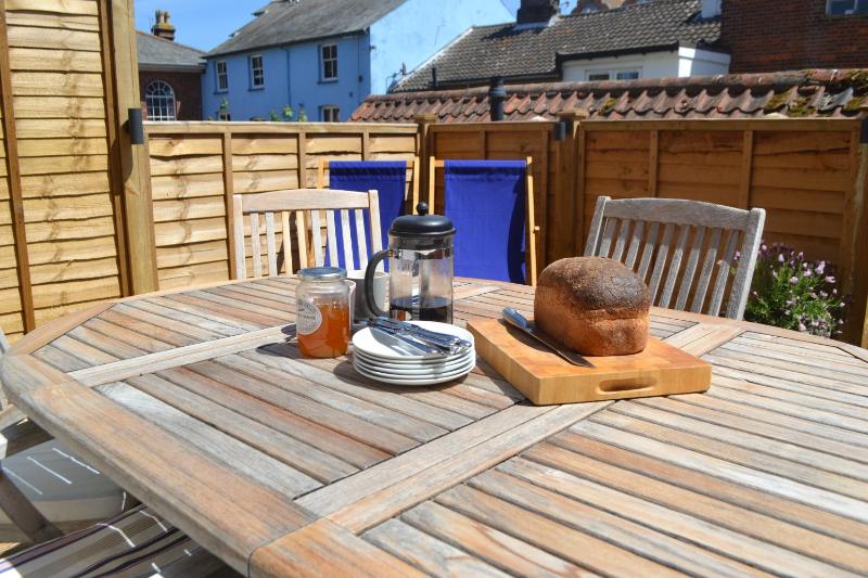 6 Coastguard Cottages Aldeburgh - image 15