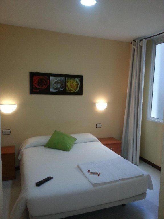 Hostal Ancla Dorada - image 6