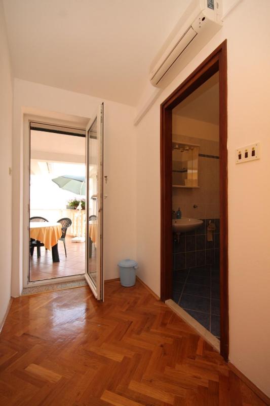 Two-Bedroom Apartment with Terrace and Sea View image 2