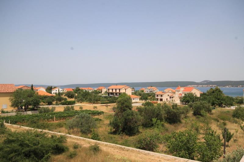 One-Bedroom Apartment with Terrace and Sea View image 2