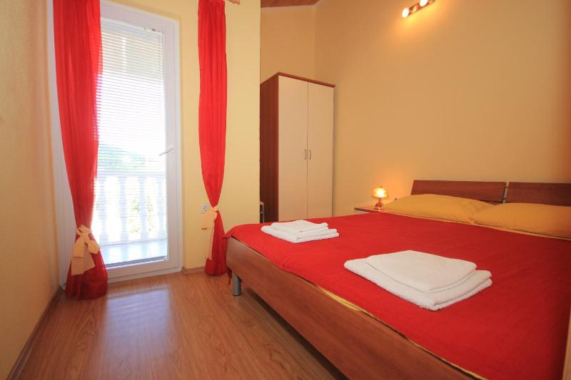 Two-Bedroom Apartment with Terrace and Sea View image 4