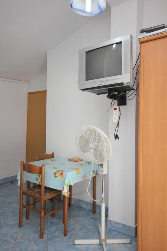 Studio with Terrace and Sea View image 4