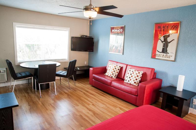 Sun Beach Inn - image 29