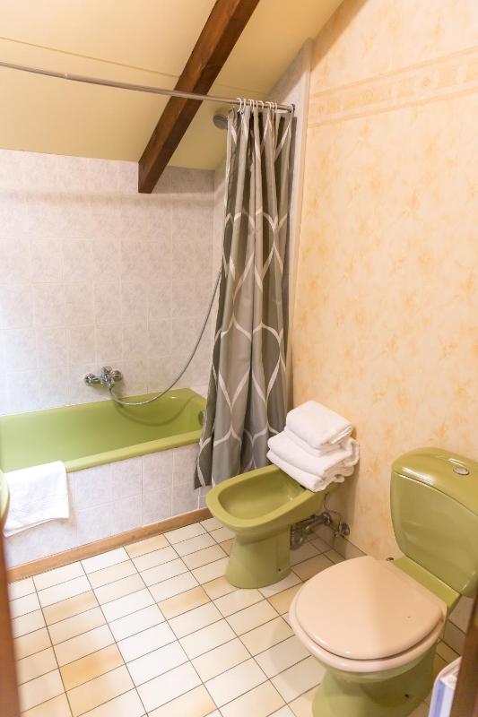 Double Room image 3