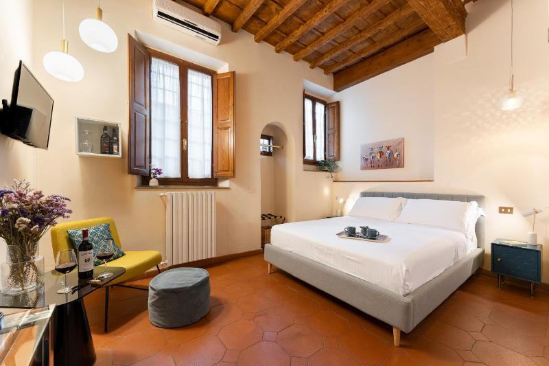 SPIRIT OF FLORENCE Boutique Rooms - image 9