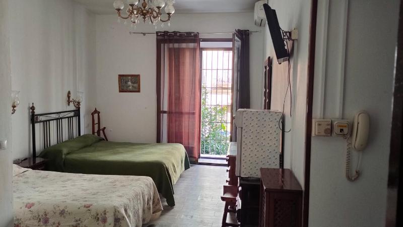 Triple Room image 2