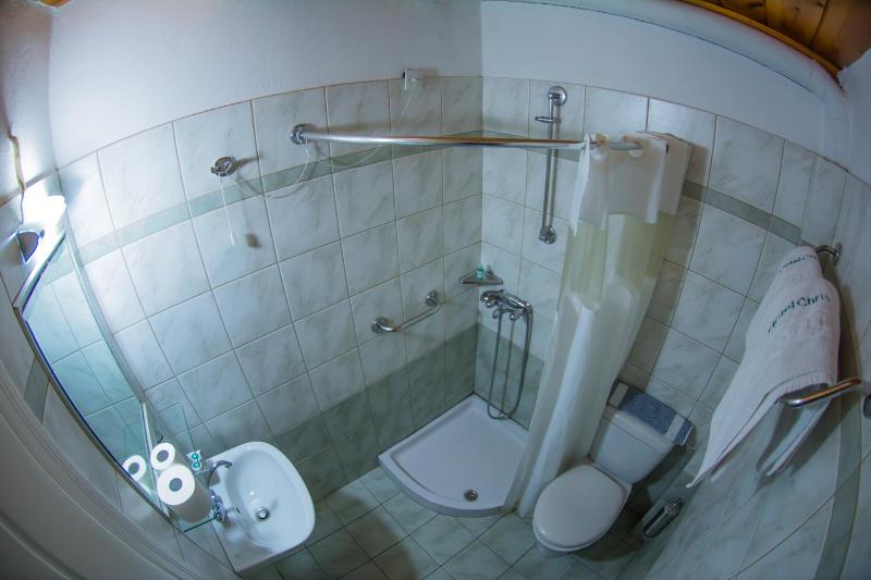 Double or Twin Room image 2