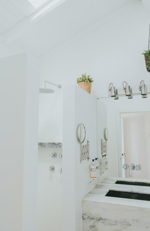 Deluxe Double or Twin Room image 3